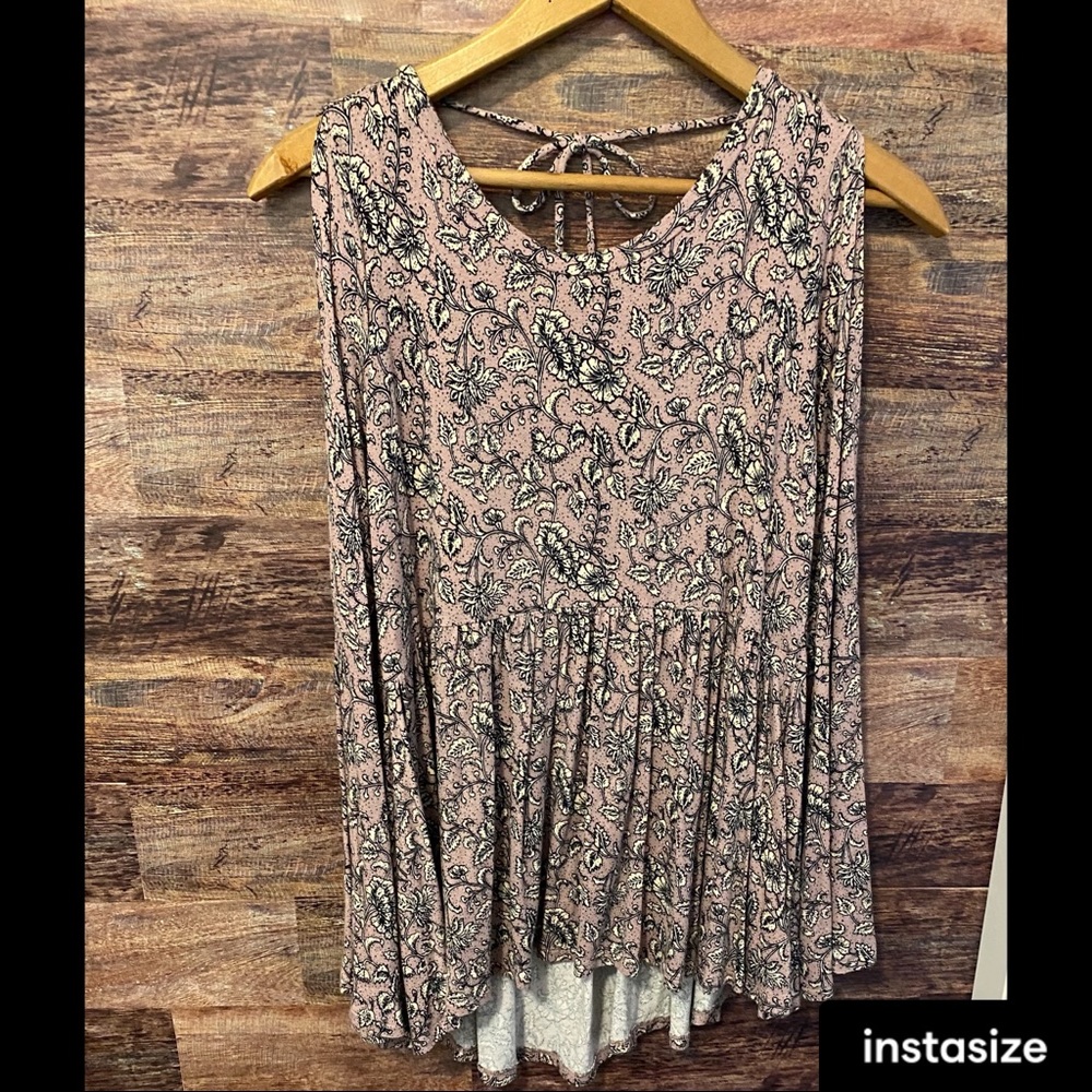 AE- boho purple peekaboo-wide sleeve with open back and tie at the neck